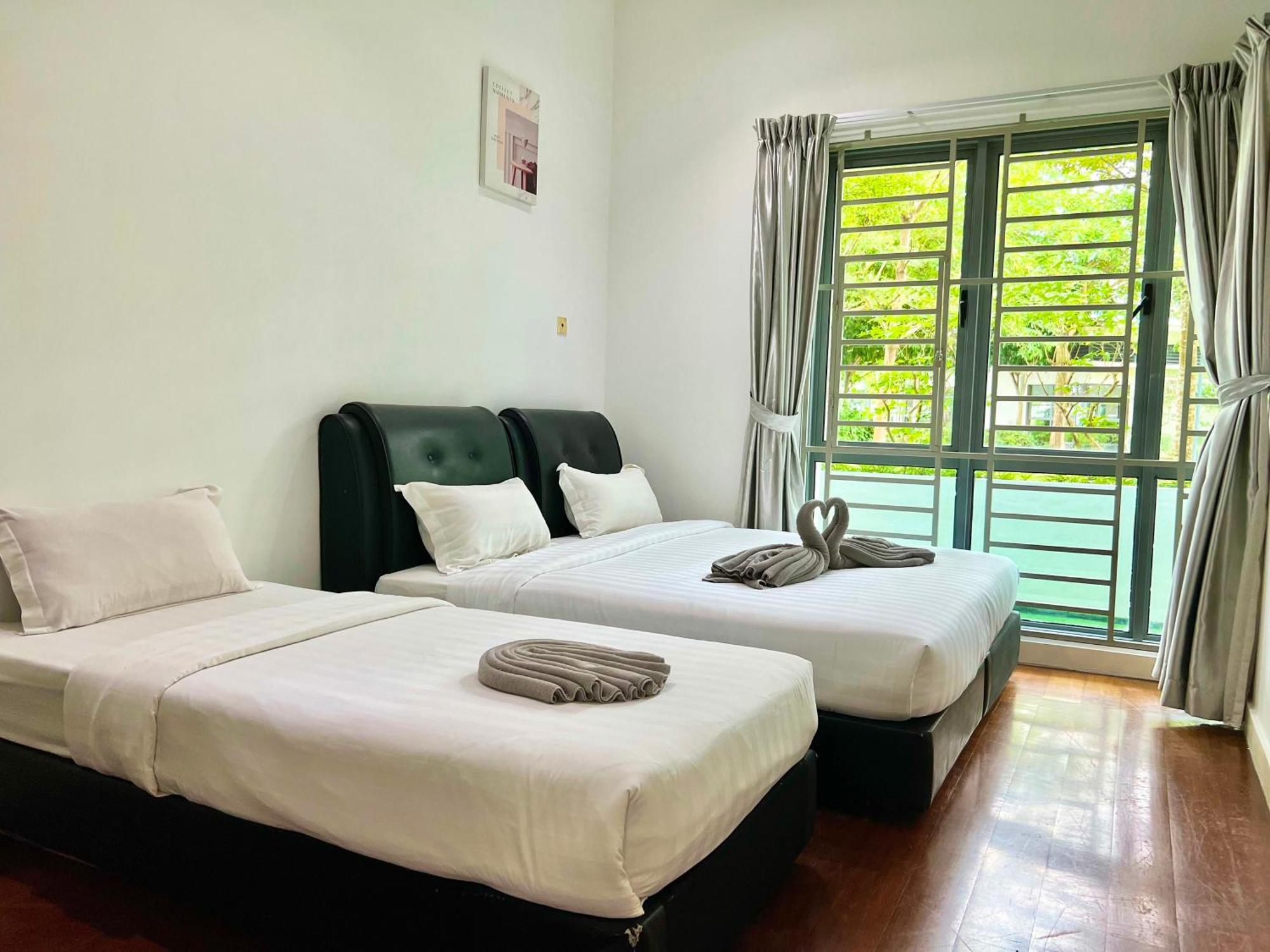 Capital O 90987 The Loft Residences Homestay @ Imago Shopping Mall 2 Kampong Sembulan Esterno foto